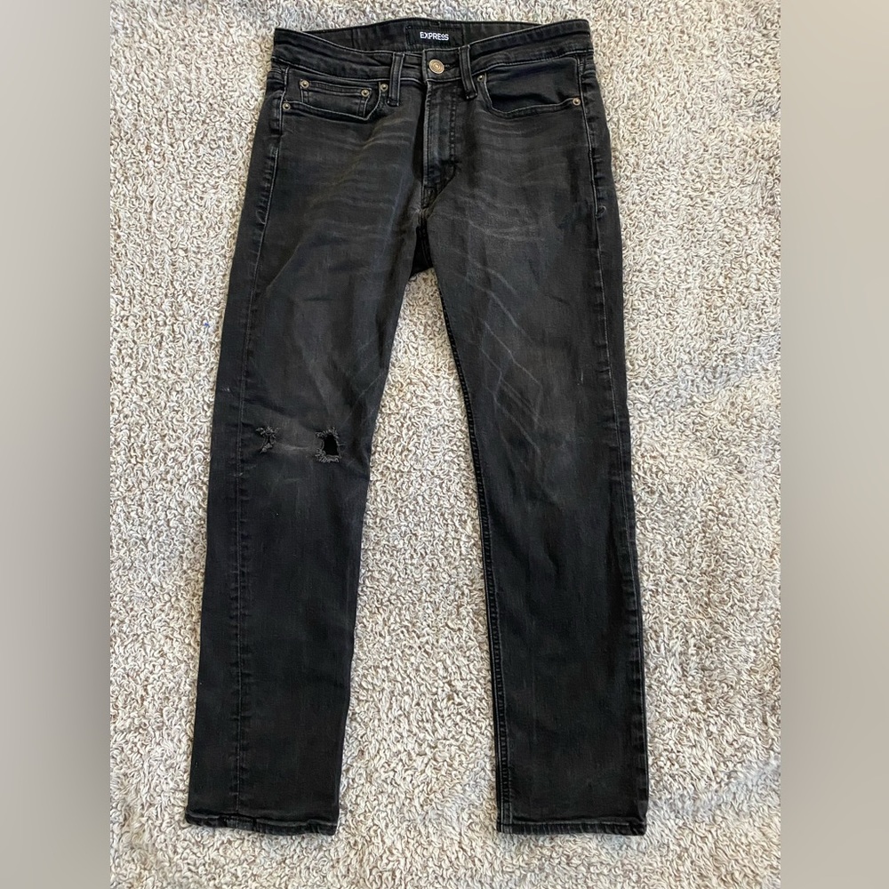 Slim Straight Express stretch jeans. Size 32/30. Great condition.